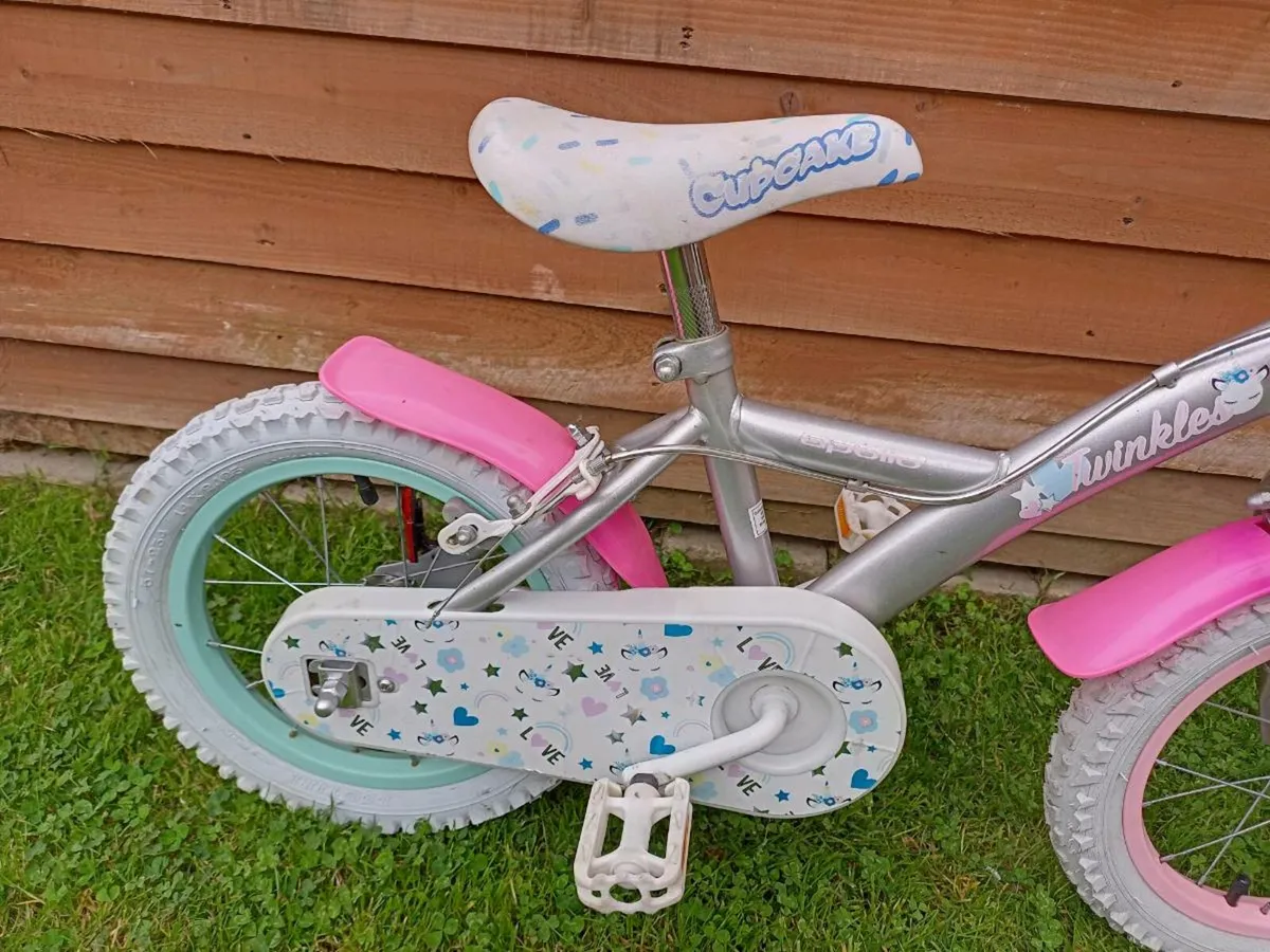Kids bike size 14 inch wheels. - Image 3