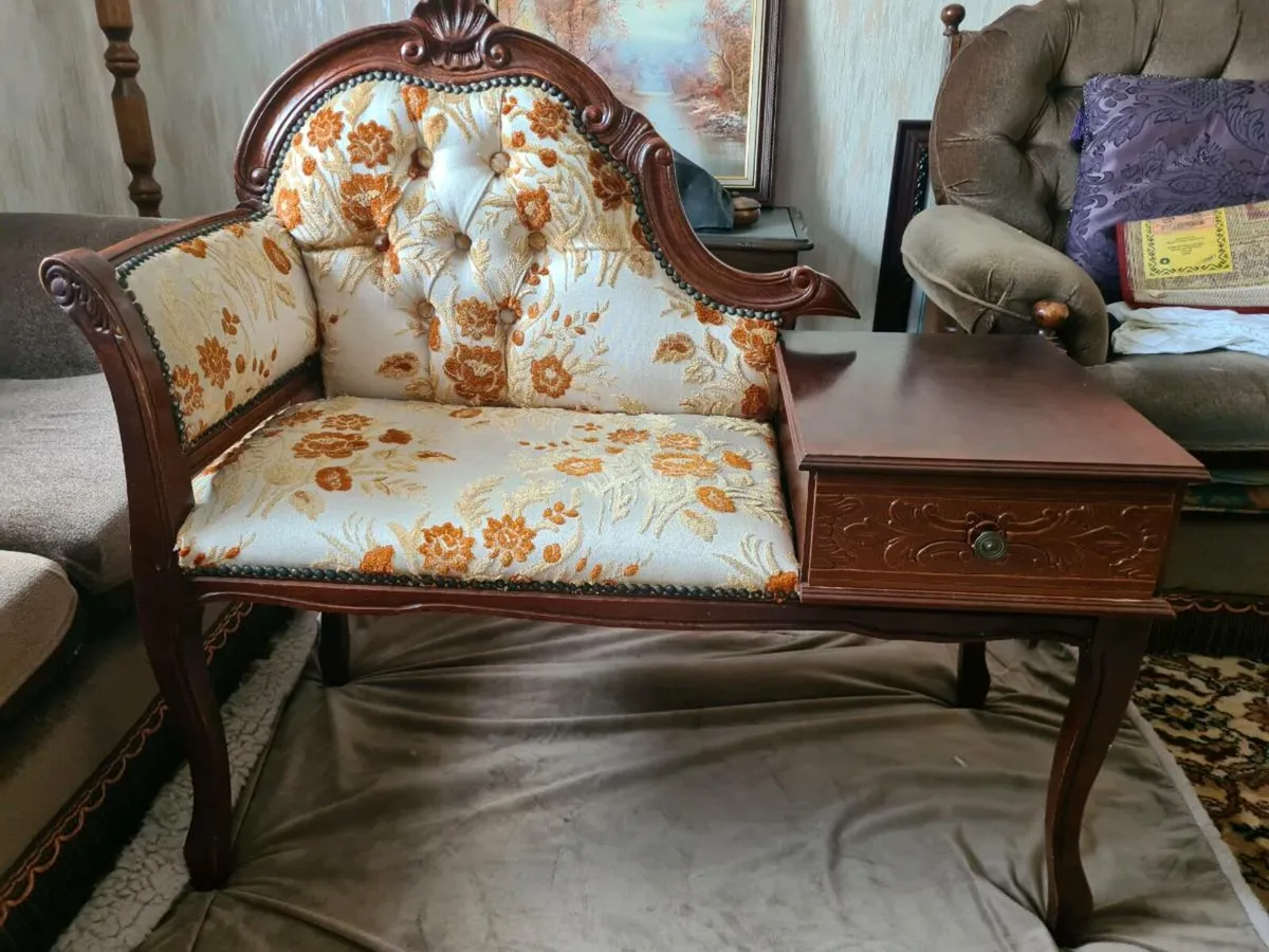 Hall chair - Image 1