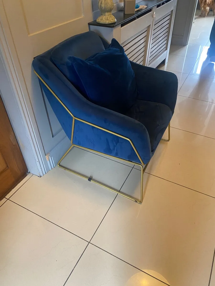 Chair - Image 3