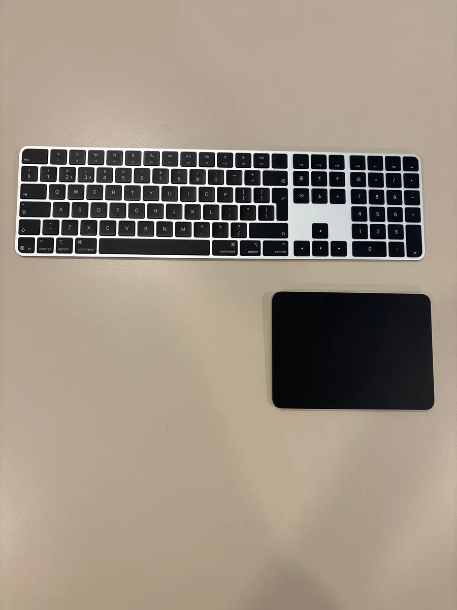 Apple Magic Keyboard and Trackpad - Image 1