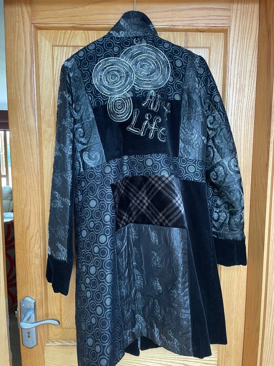 Desigual style coat - Image 4