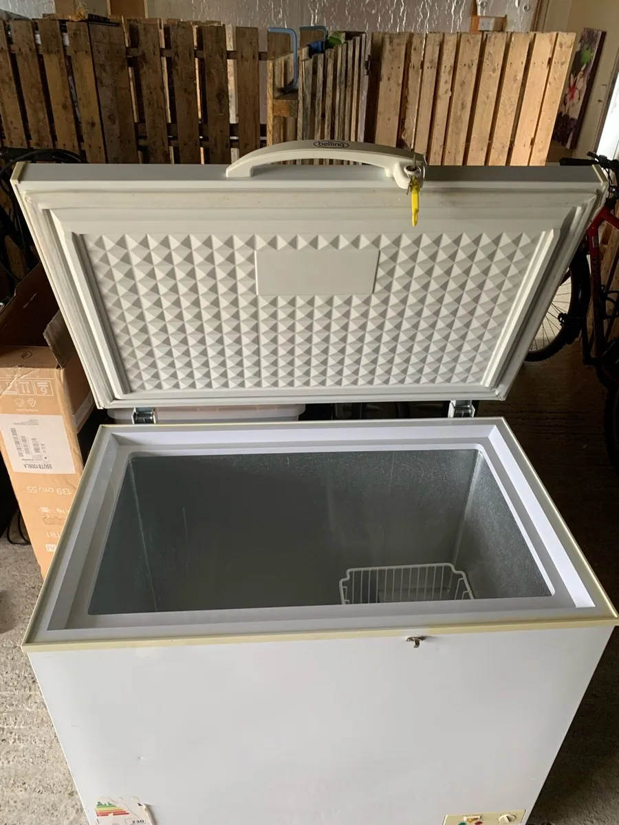 chest freezer - Image 2