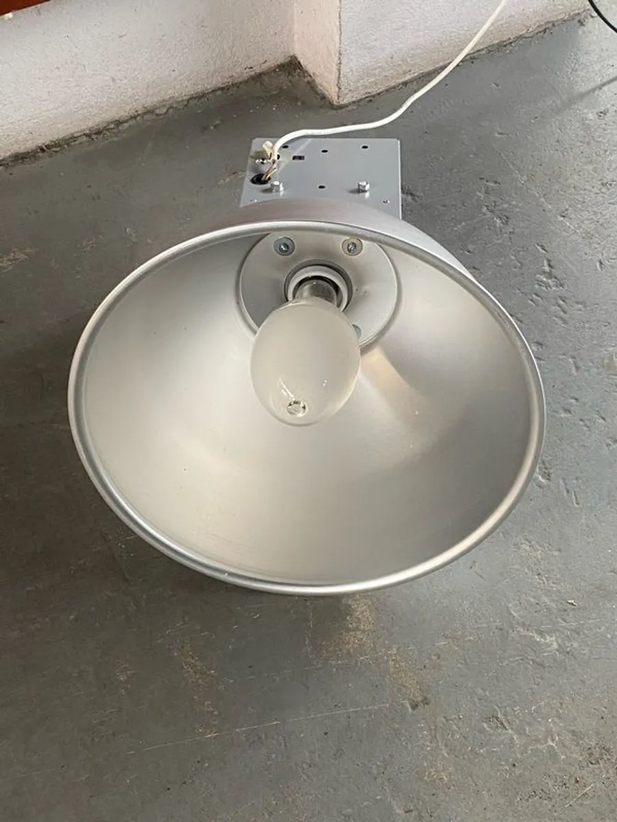 HILCLARE Industrial Lamps Light 3 off - Image 1