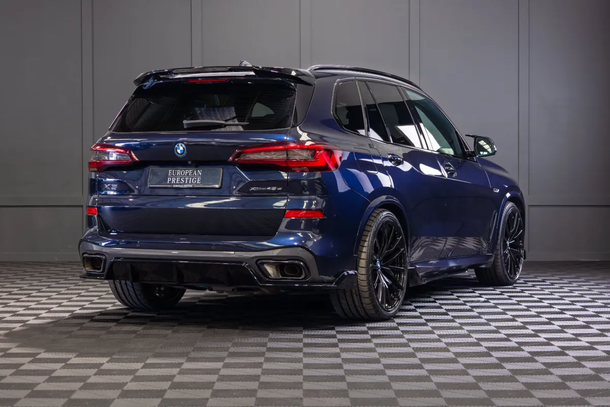 222 BMW X5 X-Drive 45e M-Sport - Image 3