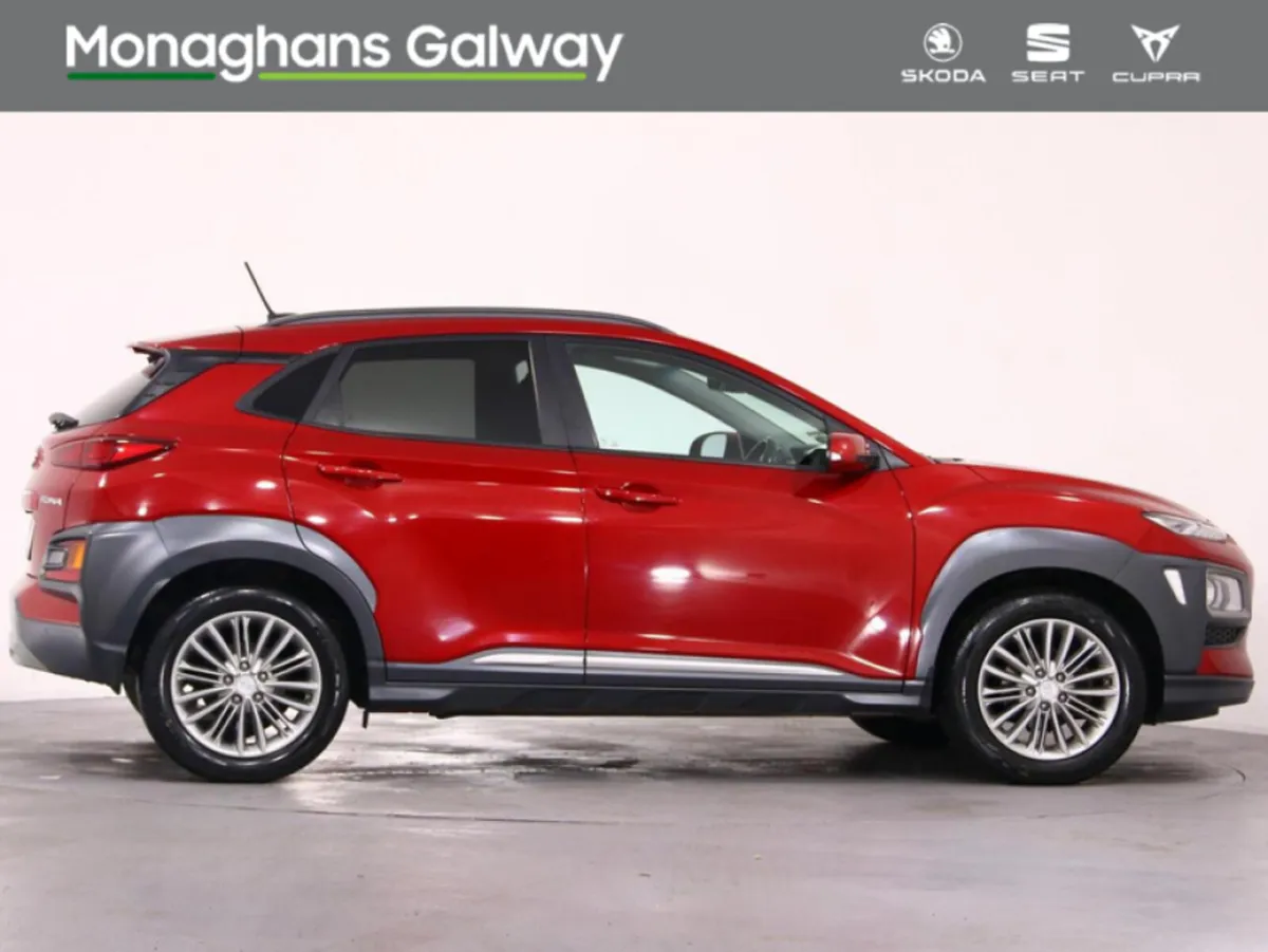 Hyundai KONA KAUAI 2WD EXECUTIVE 5DR - Image 3