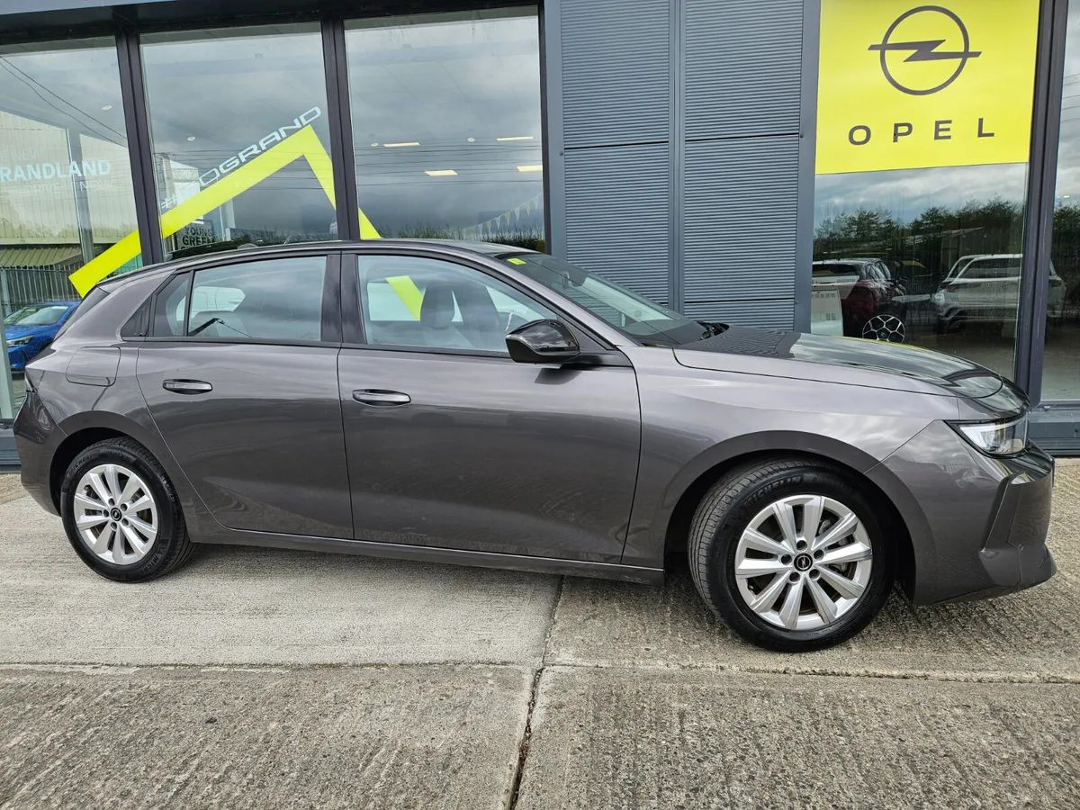 Opel Astra 1.5 Diesel Auto - Image 4