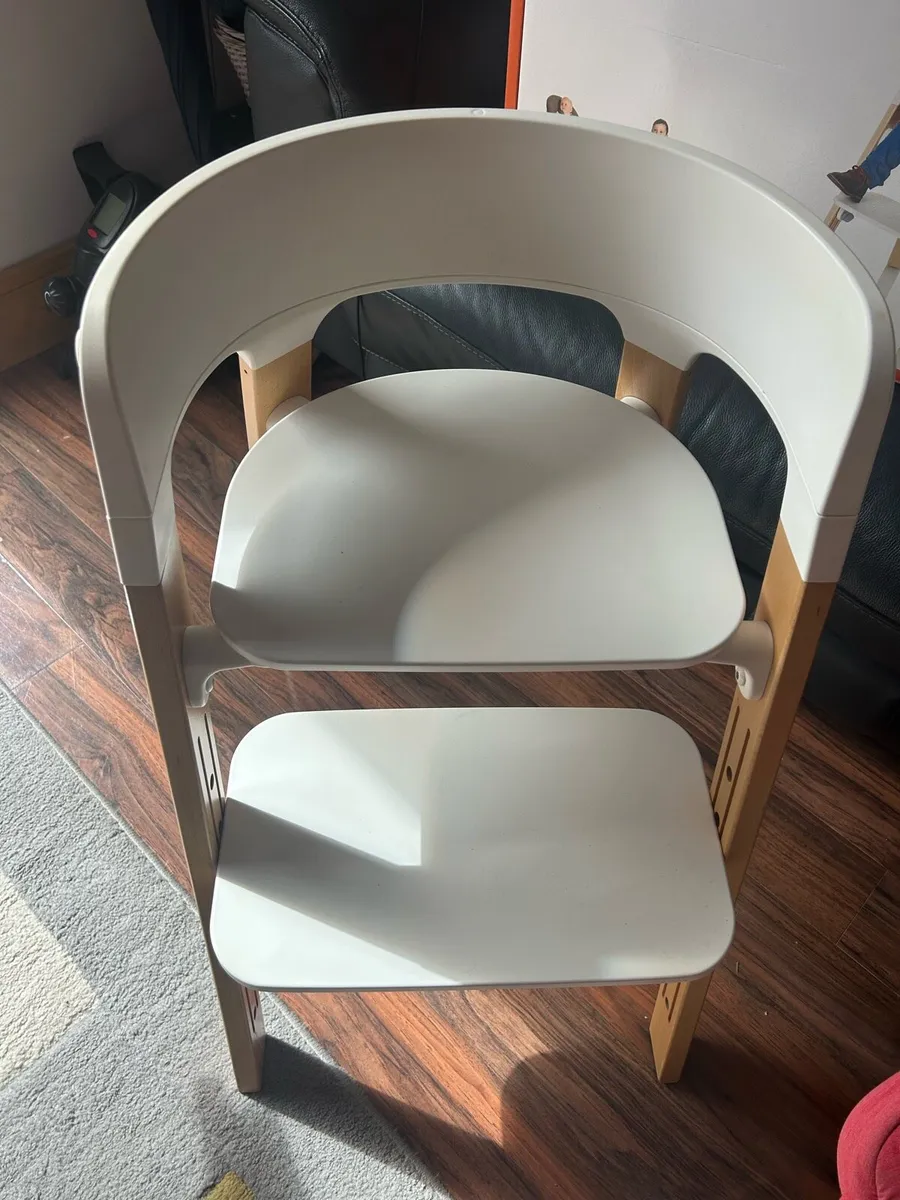 Stokke steps chair and bouncer - Image 2