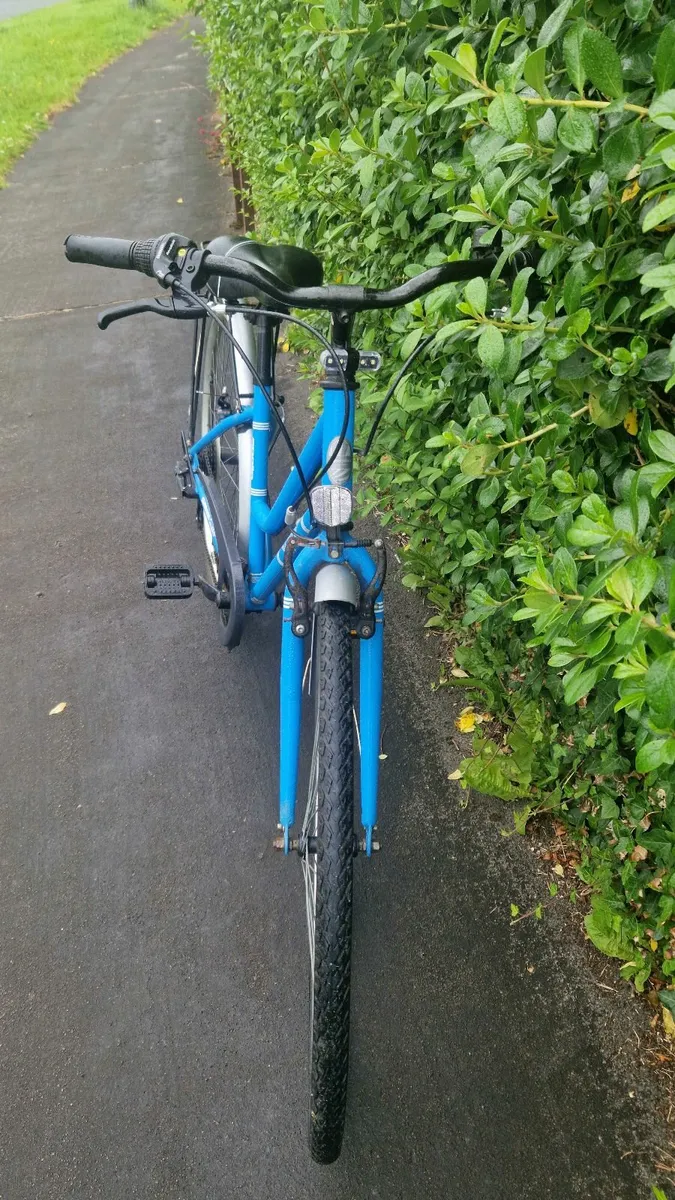 Bike + accessories - Image 2