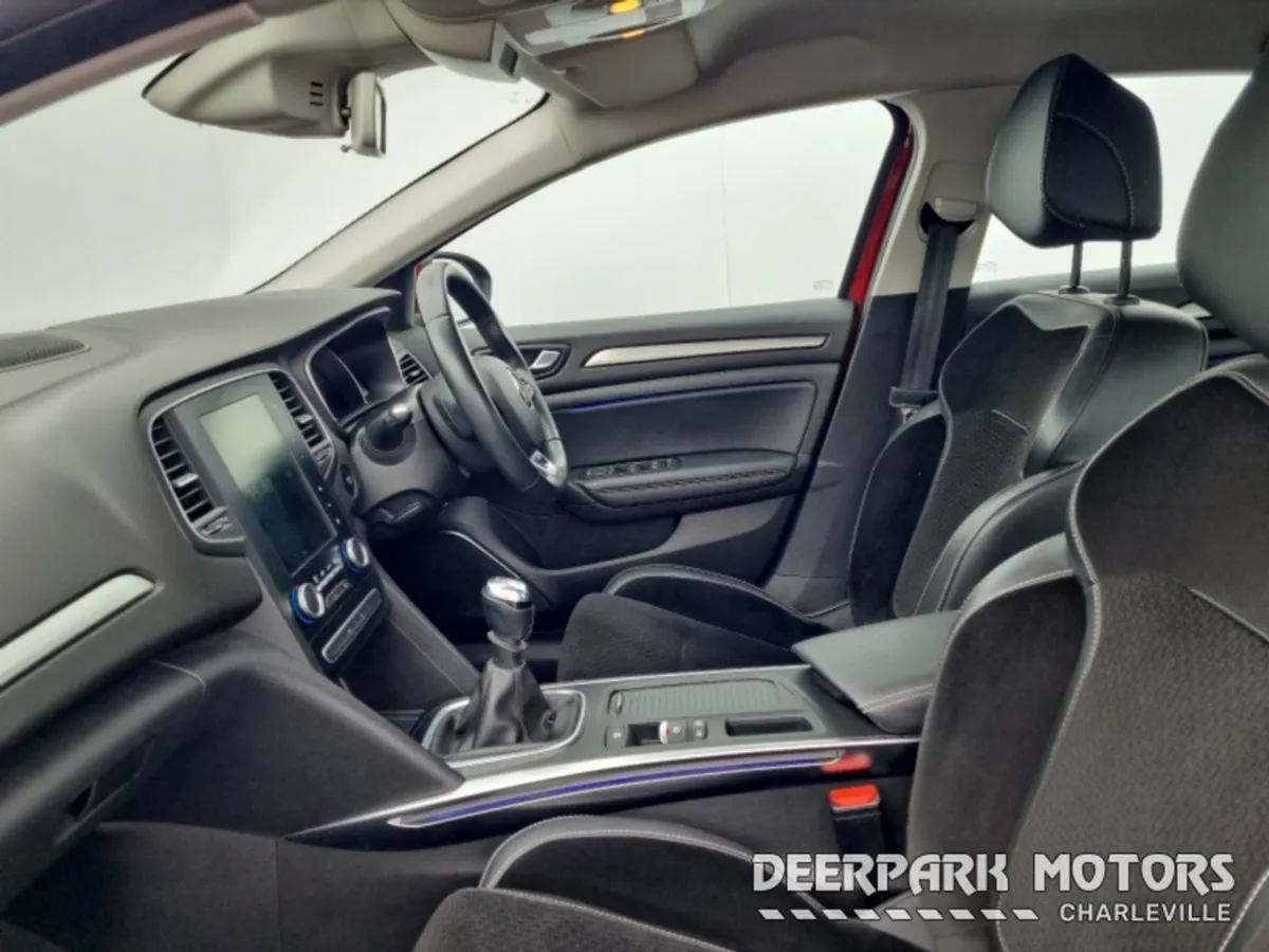 Renault Megane 1.5 dCi 115 Iconic - Image 4