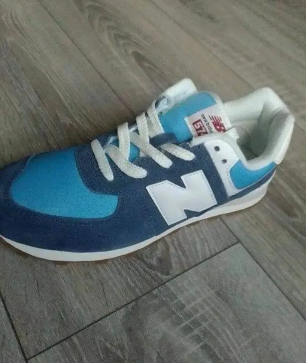 Trainers - Image 1