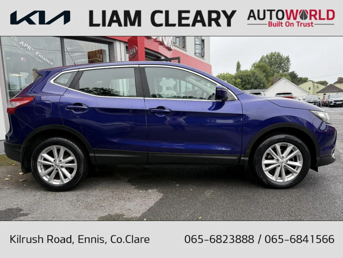 Nissan Qashqai 1.5 SV SAFETY PK + CON DSL CONNECT - Image 2