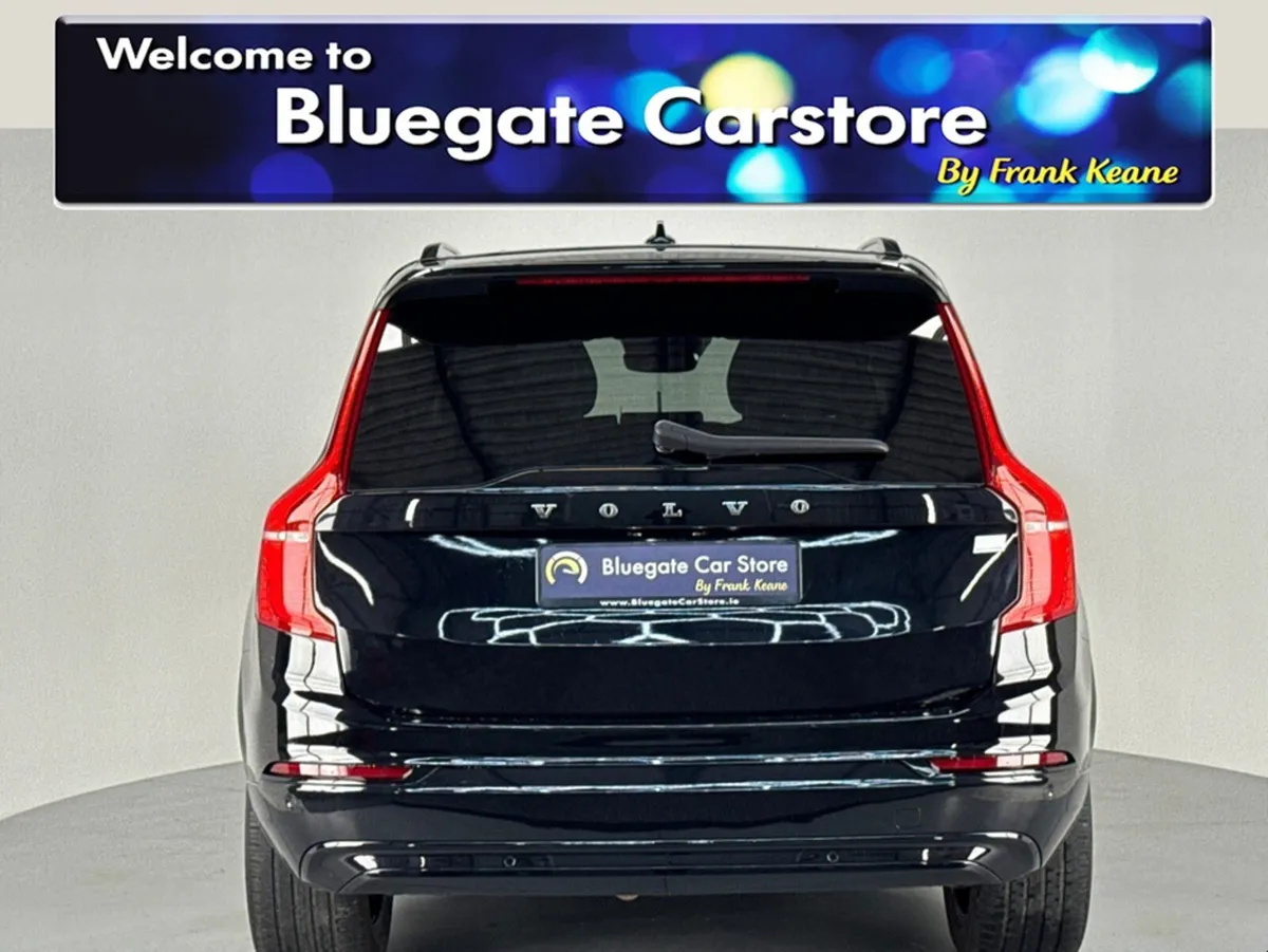 Volvo XC90 R-DESIGN T8 RCHARGE**7 Seater**Digital - Image 4