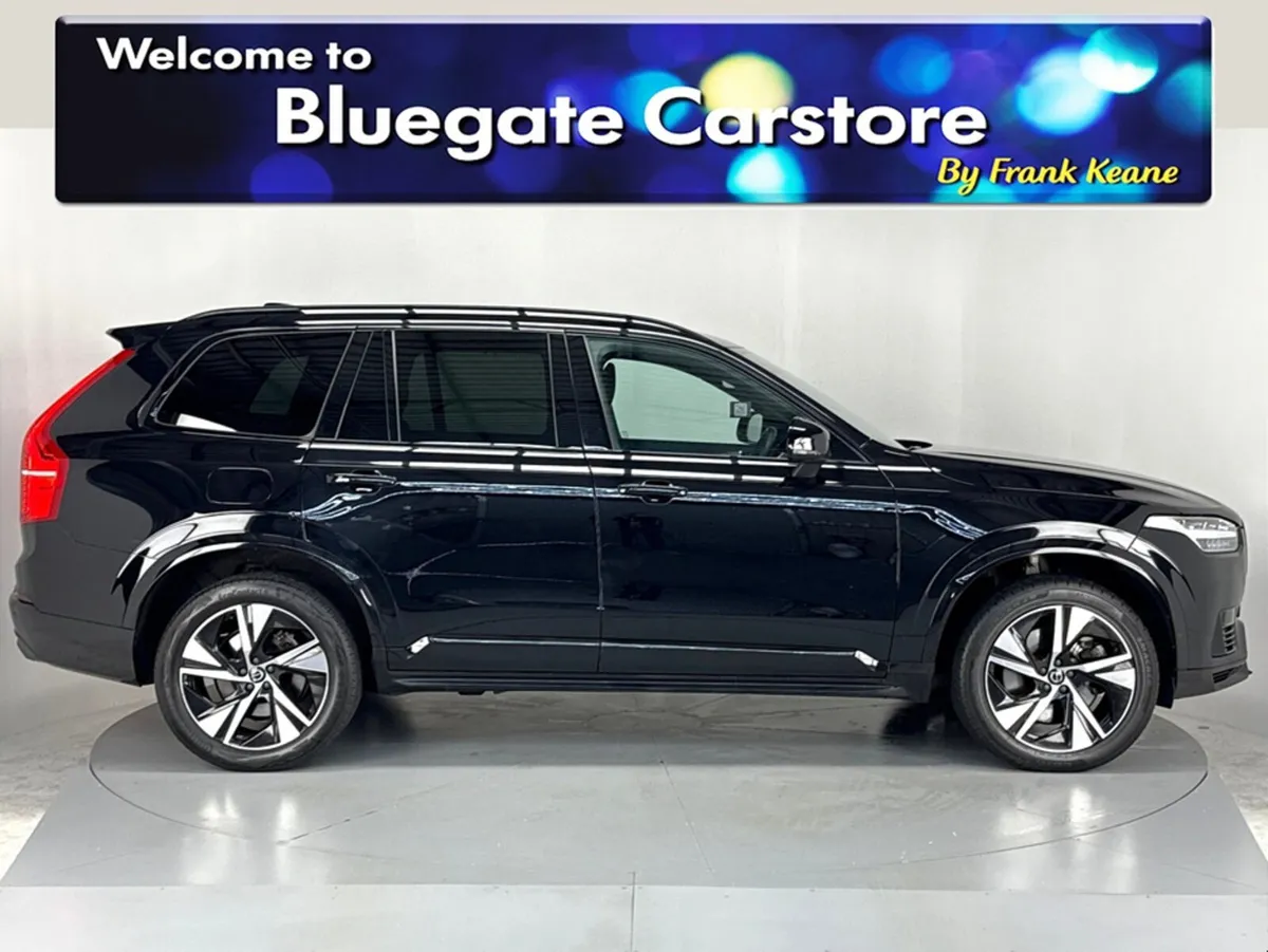 Volvo XC90 R-DESIGN T8 RCHARGE**7 Seater**Digital - Image 3