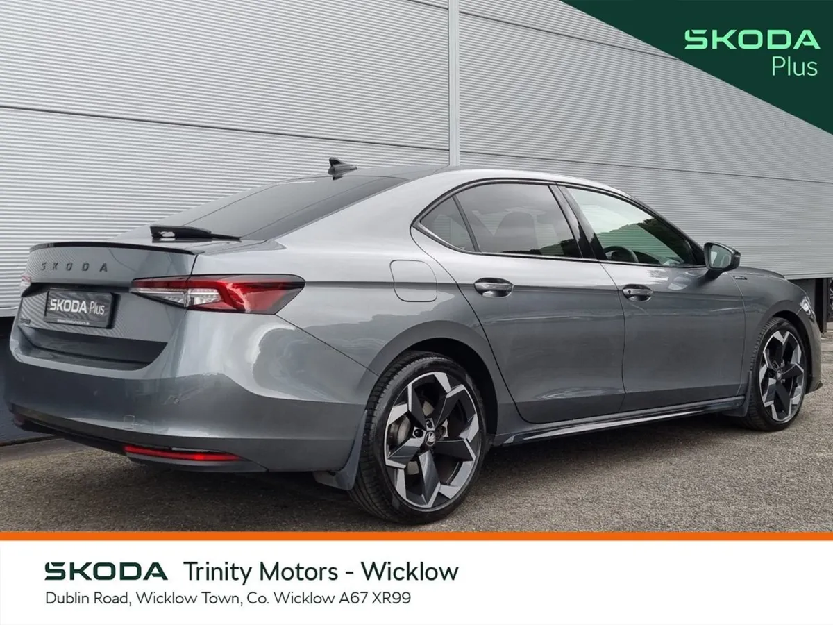 Skoda Superb Sportline 2.0 TDI 150HP DSG Trinity - Image 3
