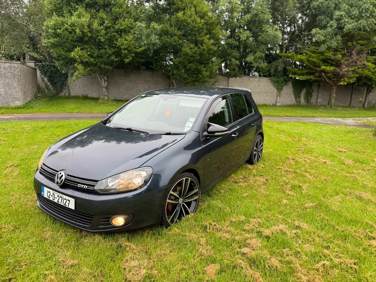 Car - Image 2