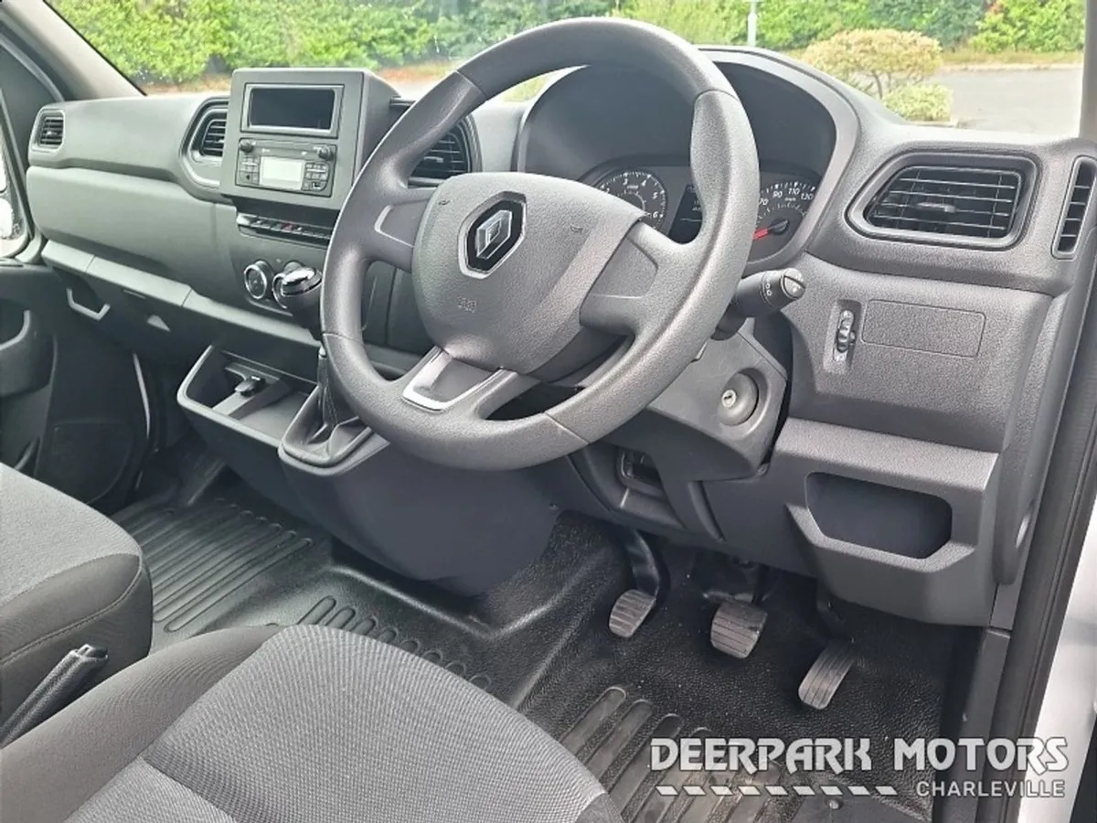 Renault Master Master FWD Mm33 Blue DCI 135 B - Image 2
