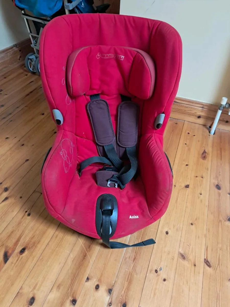 Car seats, buggies - baby toddlers - Image 1