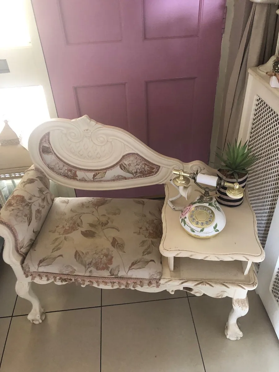 Cream bench - Image 1