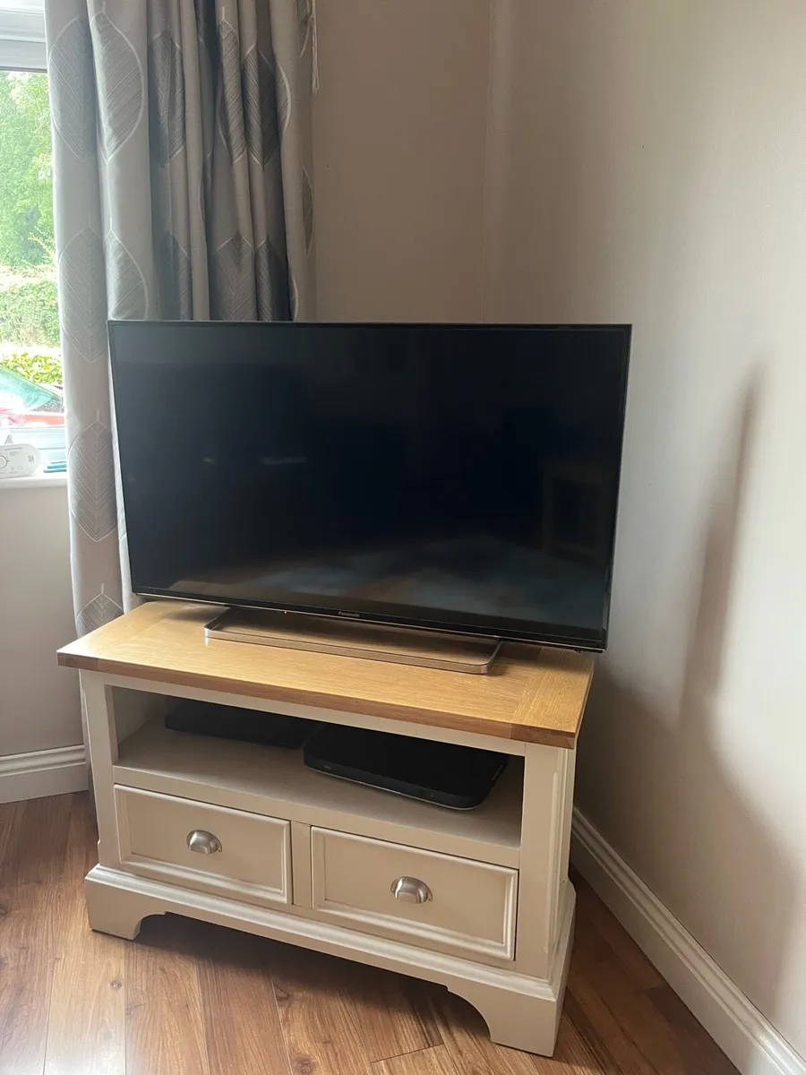TV corner unit - Image 1