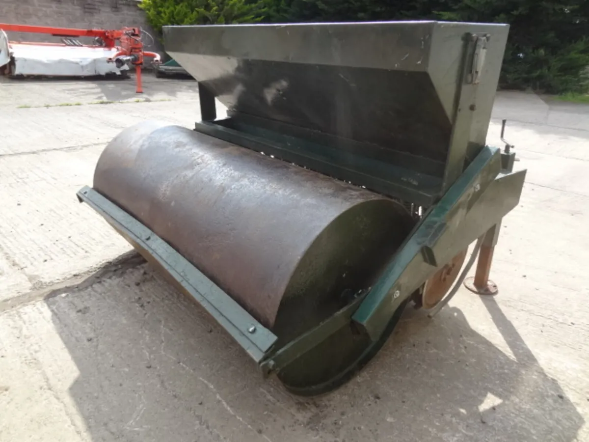 Charterhouse Disc Overseeder Direct Drill - Image 4
