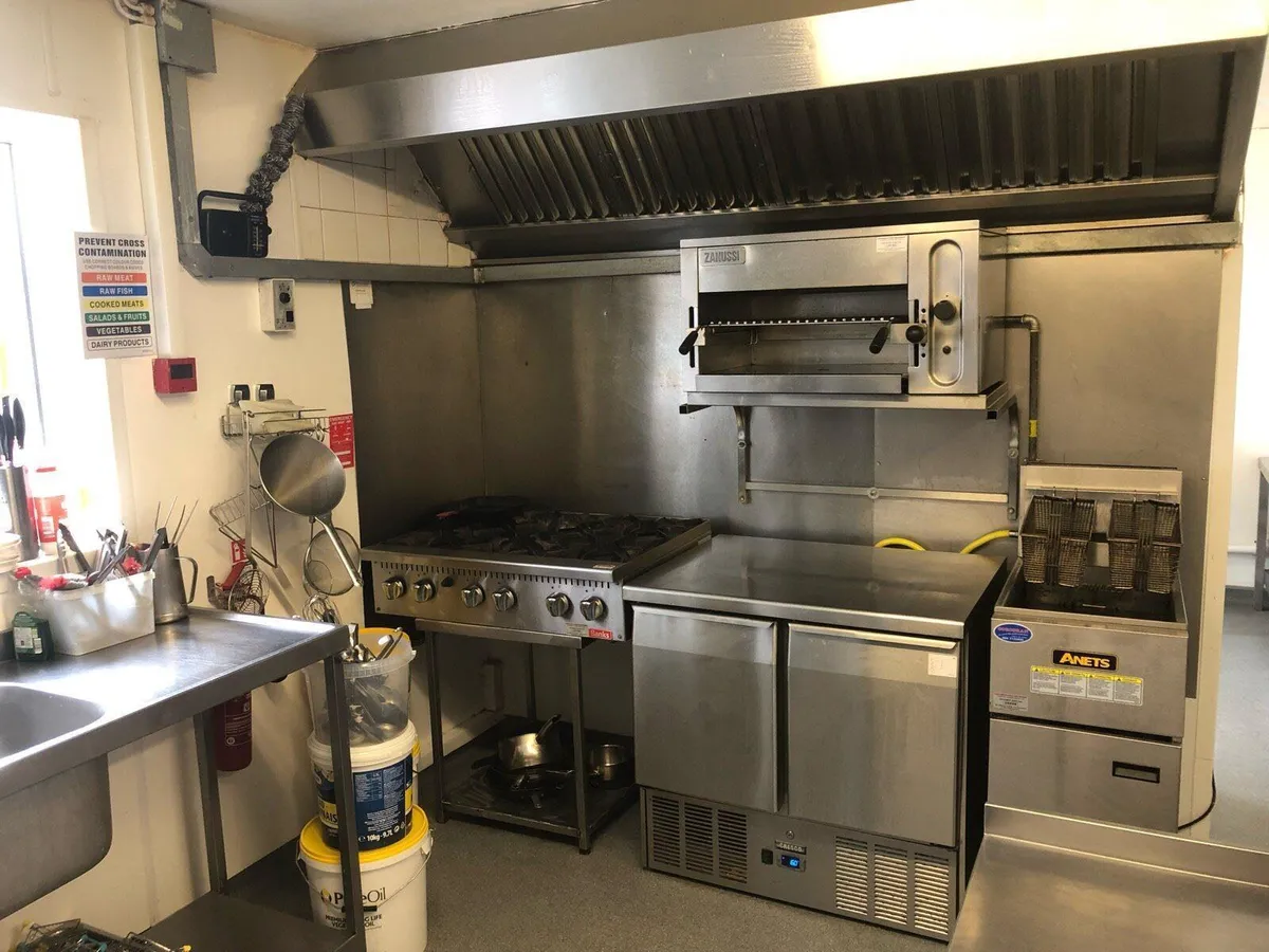 Commercial kitchen extractor hood - Image 1
