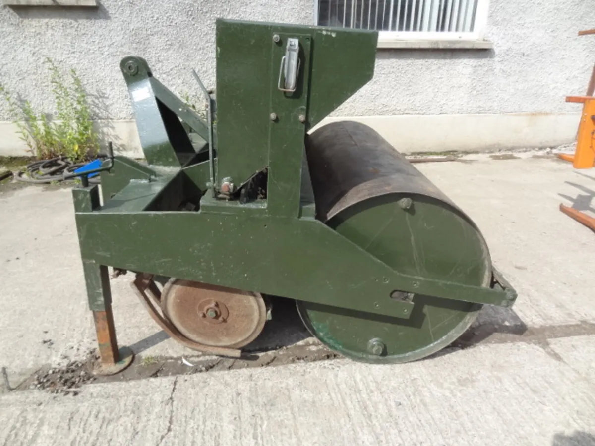 Charterhouse Disc Overseeder Direct Drill - Image 2