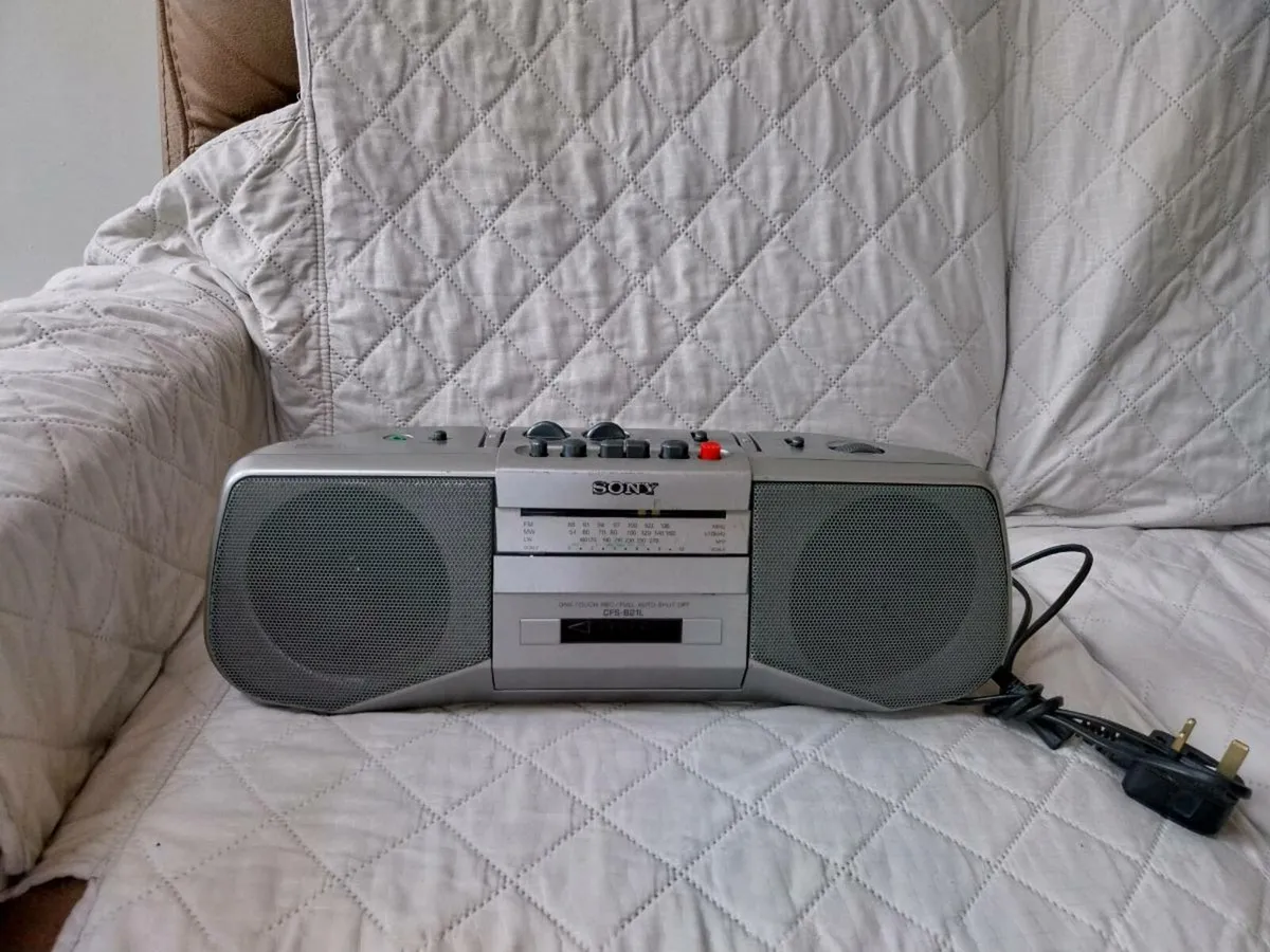 sony radio cassette recorder - Image 1