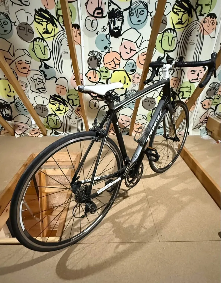 Trek - Road bike - Image 1