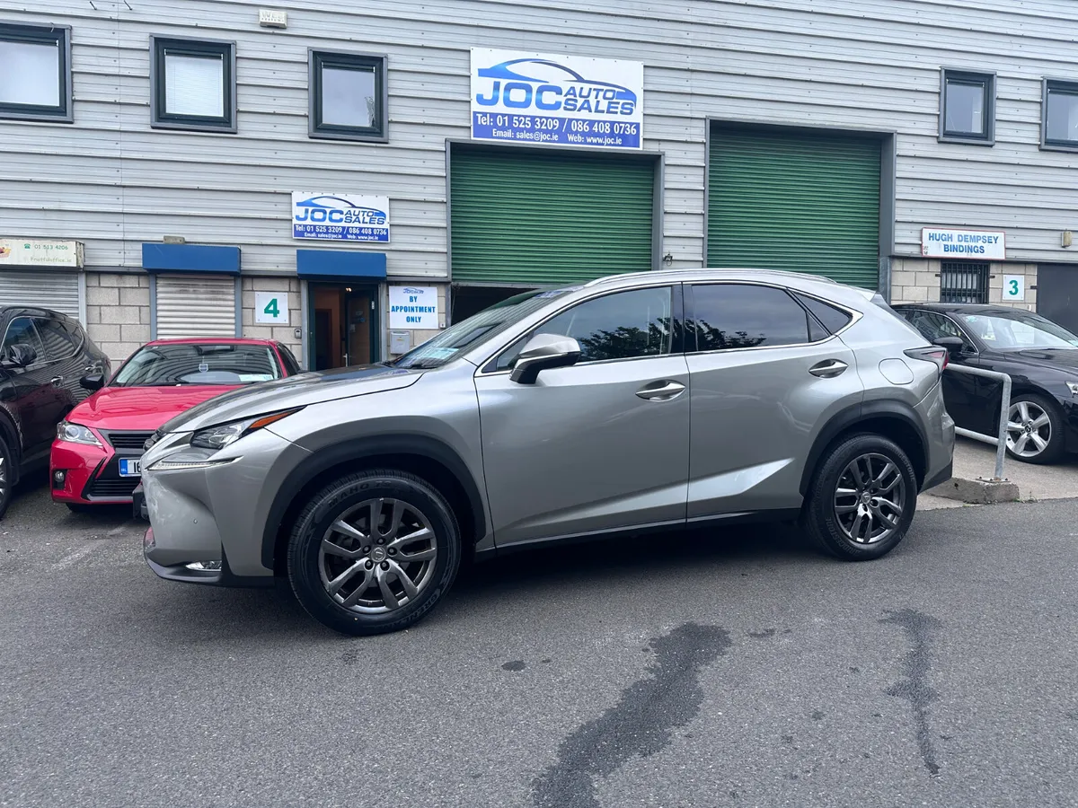 Lexus NX300H Executive, 2016 - Image 2