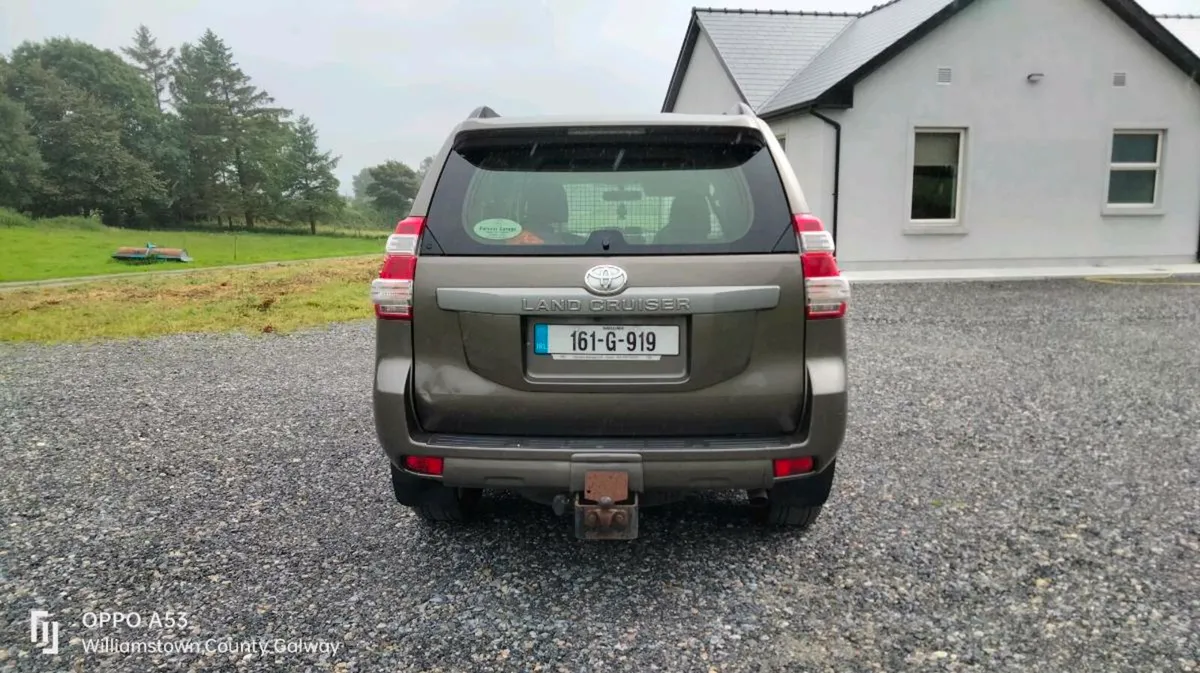 Toyota landcruiser - Image 2