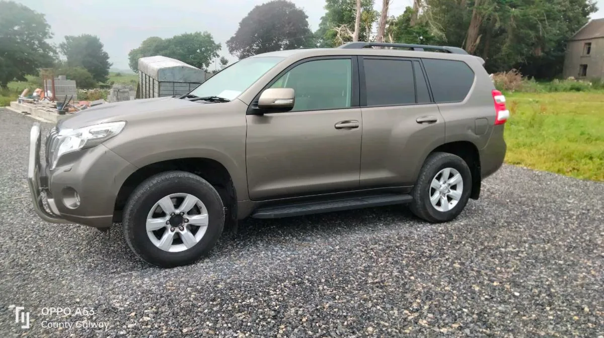 Toyota landcruiser - Image 4