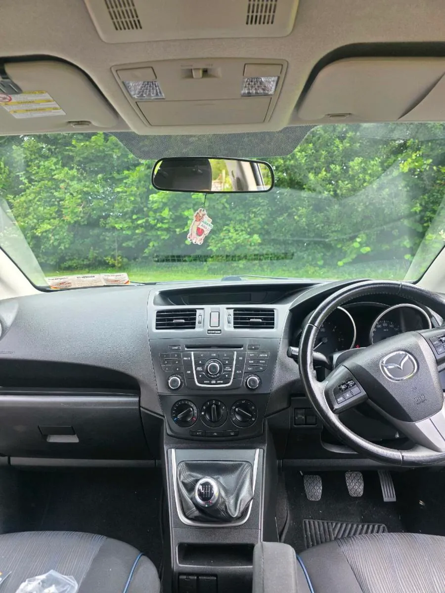 Mazda5 - Image 4