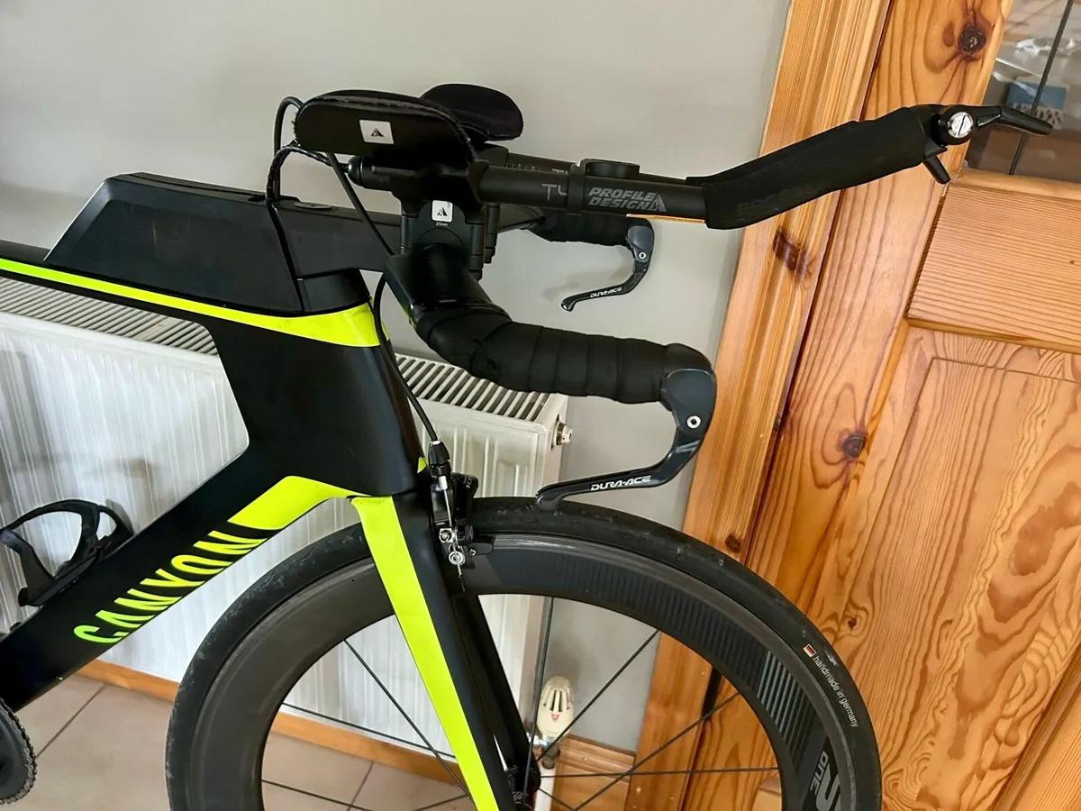 Canyon Speedmax CF Triathlon Bike - Image 2