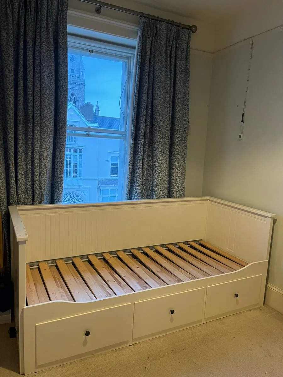 HEMNES Day-bed w 3 drawers - Image 4