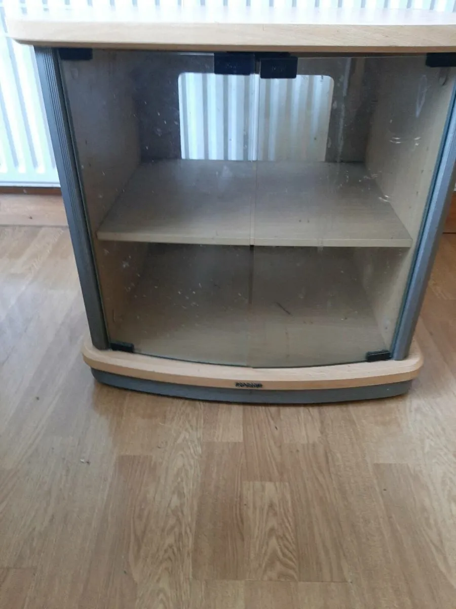 TV unite - Image 1
