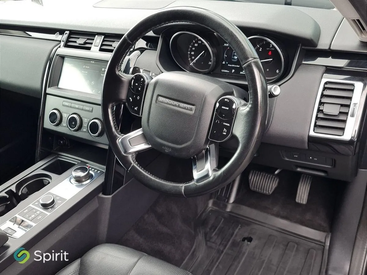Land Rover Discovery 3.0 Sdv6 SE COM - Image 4