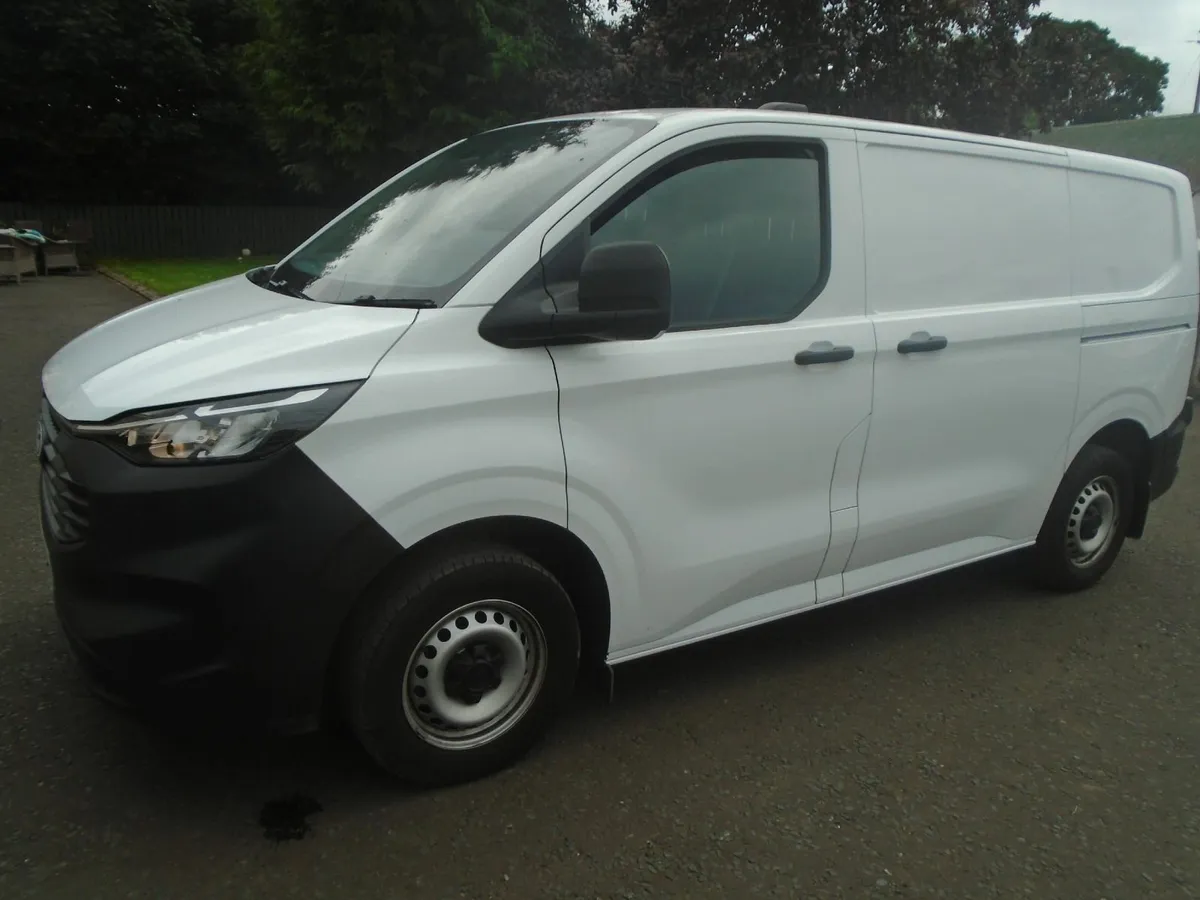 2024 Ford Transit Custom SWB LEADER - Image 3