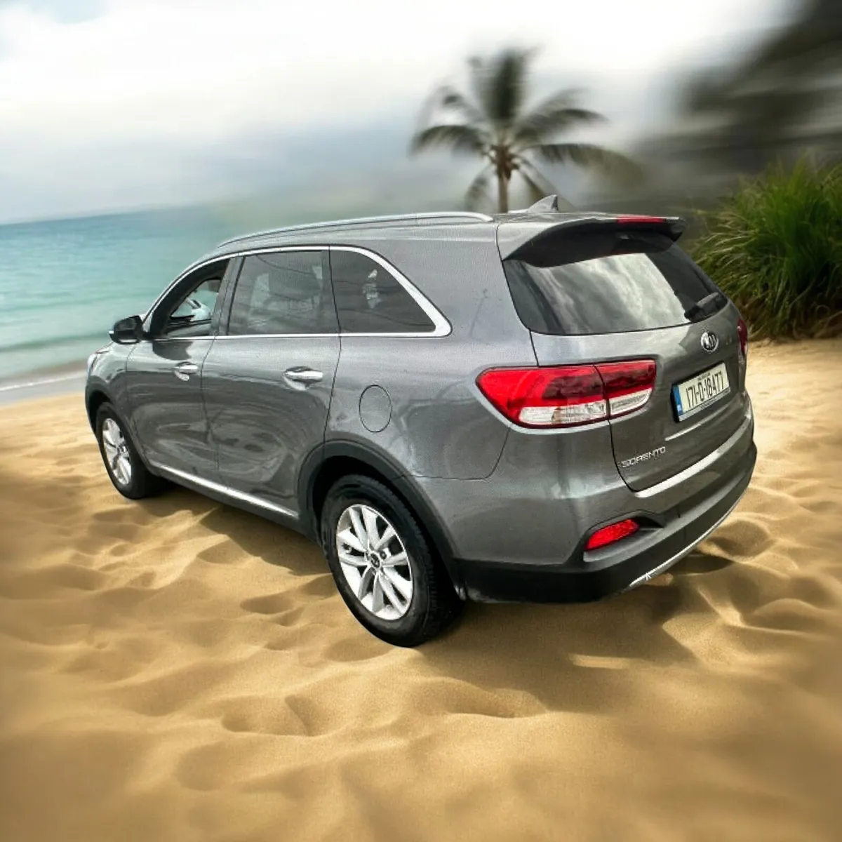 Kia Sorento Platinum 2WD 2.2 - Image 2