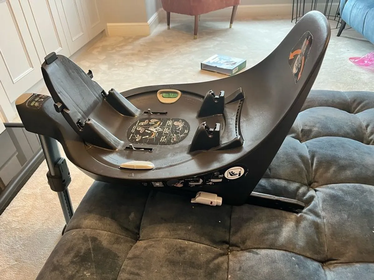 Cybex Base Z - Black - Image 3