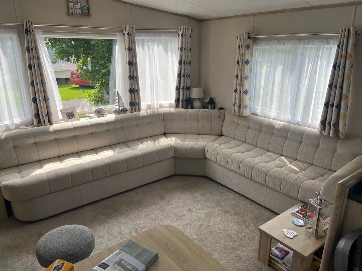 Corner Couch - Image 2