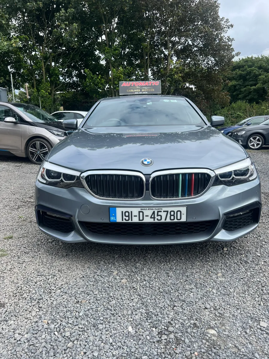 BMW 5-Series 2019 520d M-sports - Image 2