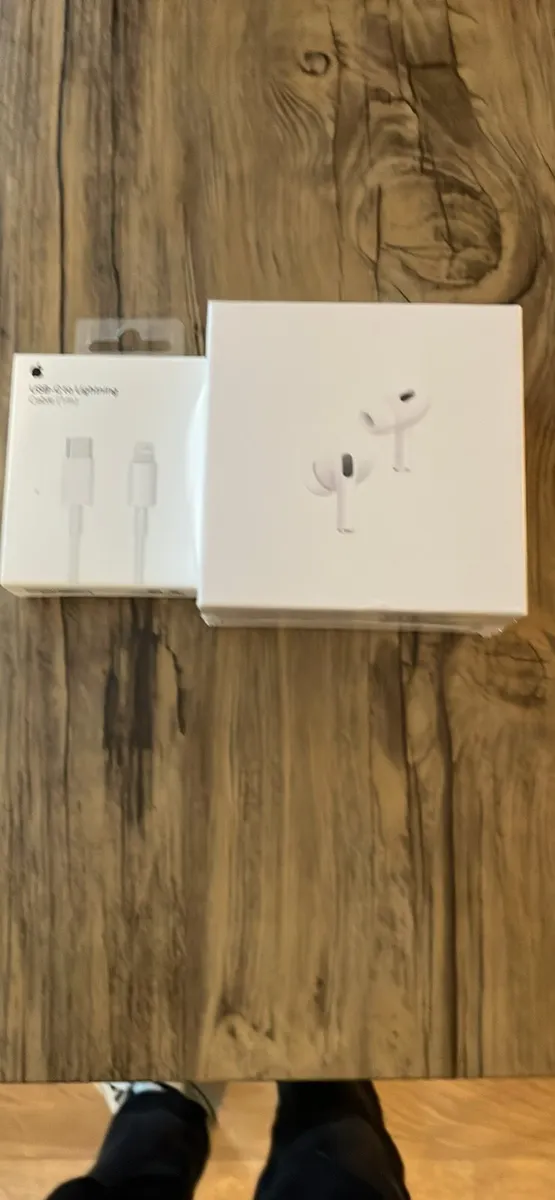 Apple AirPods second generation