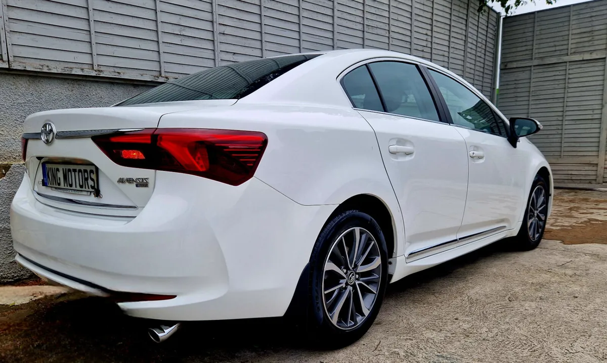 Toyota Avensis 2016 LUNA D4D / LOW MILES / FSH - Image 3