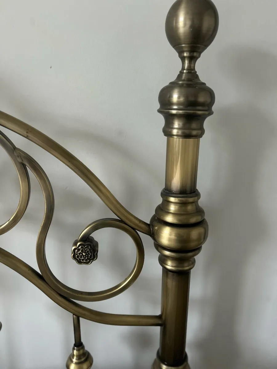Brass Double Bed - Image 3