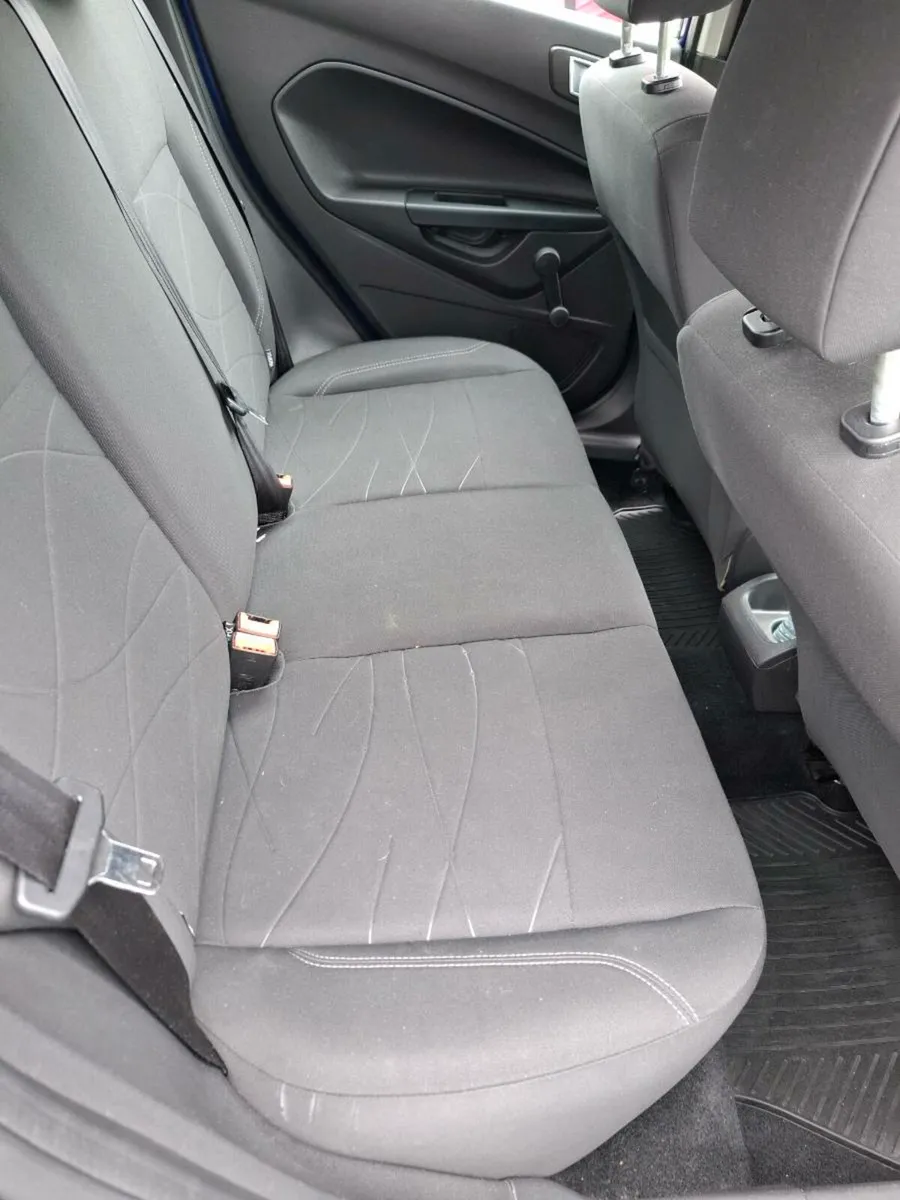 Ford fiesta 2016 - Image 4