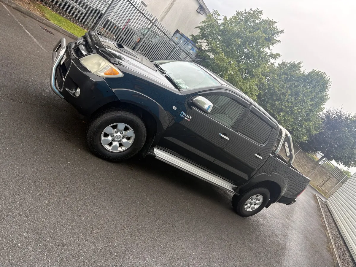 Toyota Hilux 2008 - Image 4