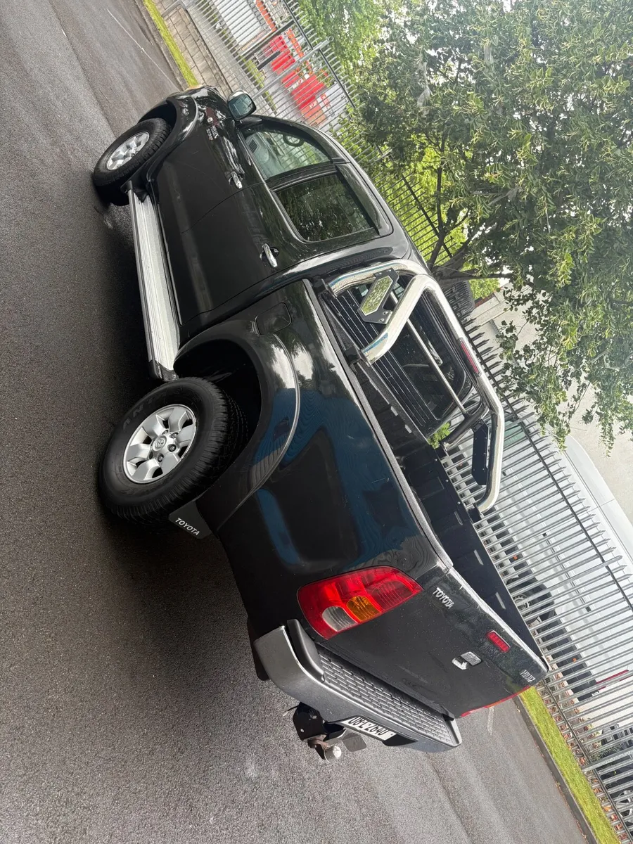 Toyota Hilux 2008 - Image 3