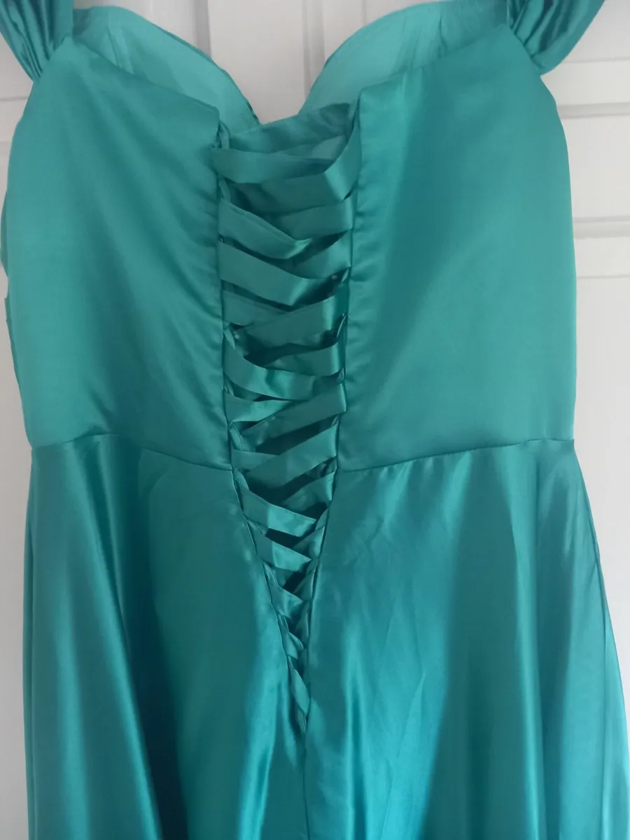 Debs dress - Image 2