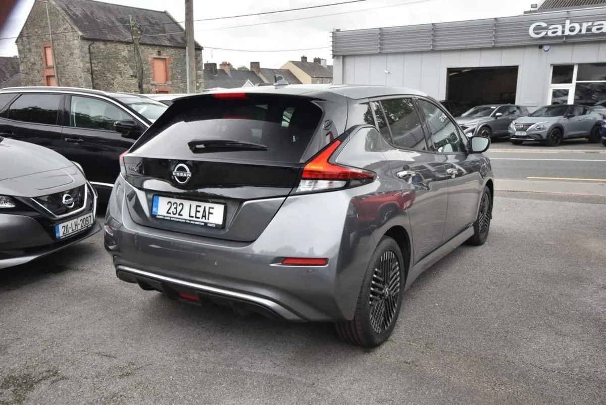 Nissan Leaf Premium 40kw With Only 4 000kms - Image 2