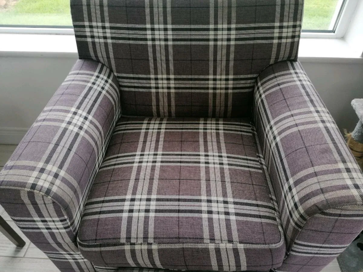 Armchair and footstool - Image 2